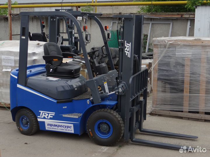 Вилочный погрузчик TRF D15-4X2, 2023