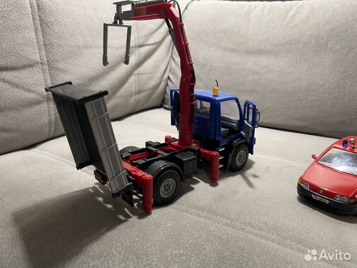 Mercedes unimog 1/24 majorette