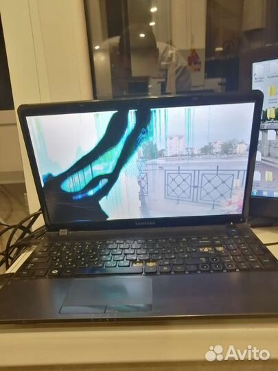 Ноутбук samsung np300 e5a (возможен обмен)