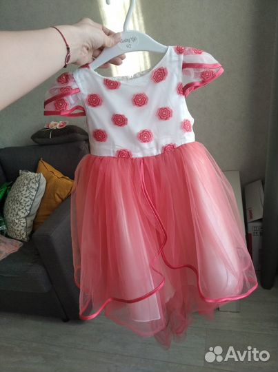 Нарядное платье