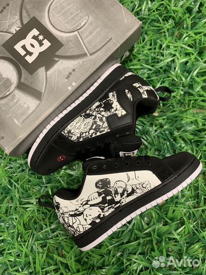 Женские кроссовки DC Shoes Marvel Дутыши