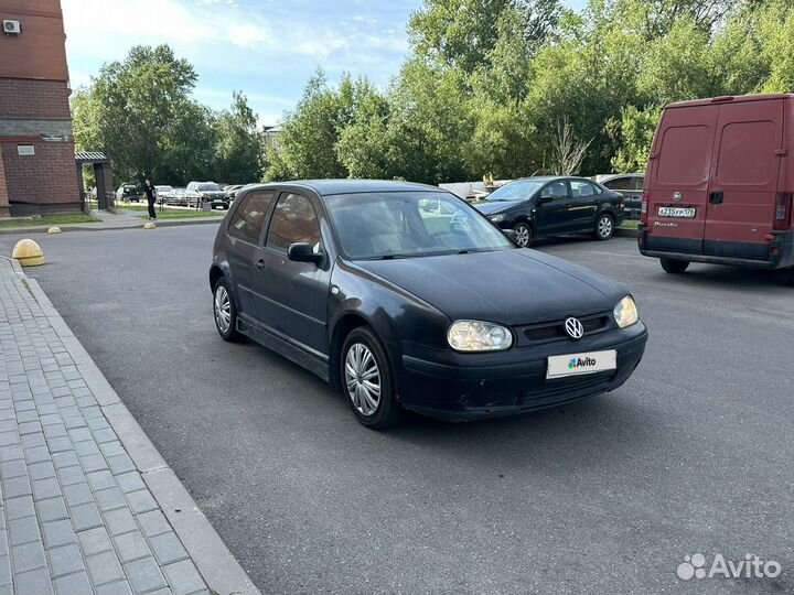 Volkswagen Golf 1.4 МТ, 1999, 220 000 км