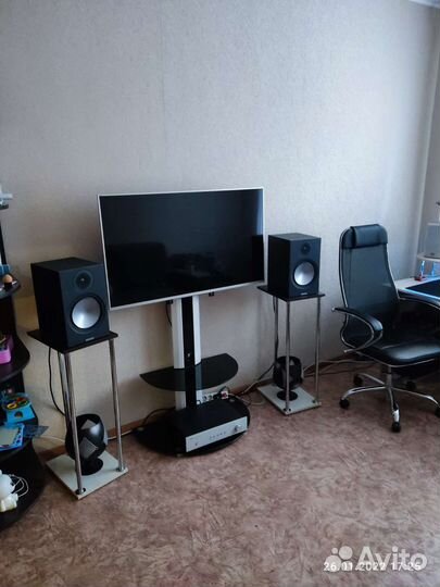 Полочные колонки Monitor Audio Bronze 100