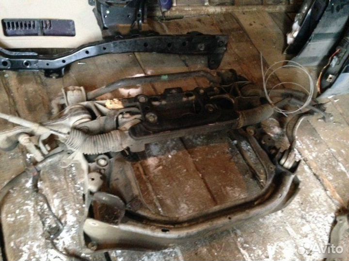 Подрамник Mercedes-Benz S-Class W220