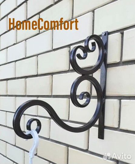 Настенный кованный кронштейн для кашпо с цветами