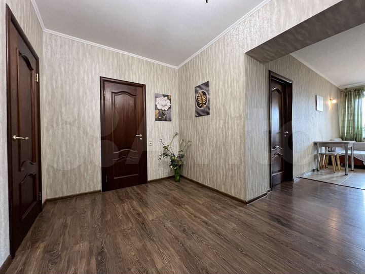 2-к. квартира, 75 м², 6/12 эт.