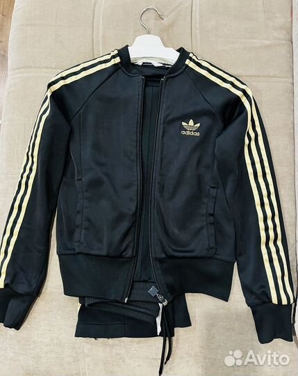 Спортивный костюм adidas женский