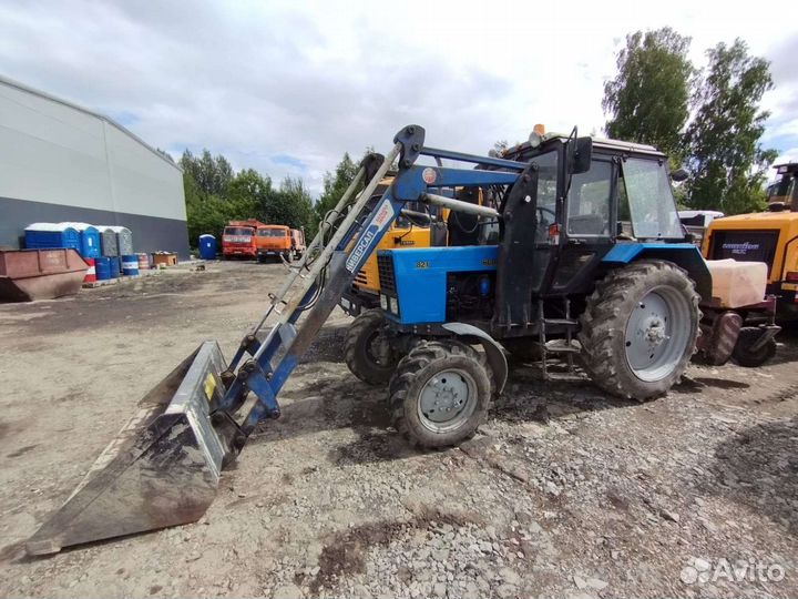 Тракторист, механизатор на мтз