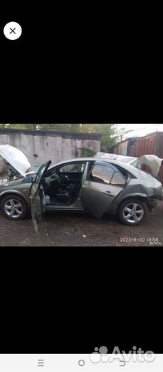 Nissan Primera 1.6 МТ, 2006, битый, 160 000 км