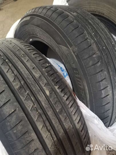 Yokohama BluEarth AE50 215/65 R17