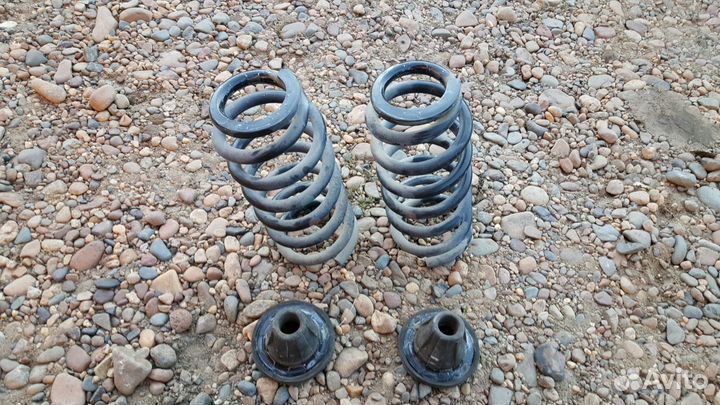 Стойка подвески задняя Honda legend KB1