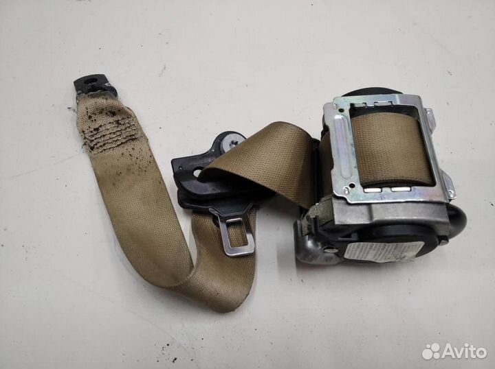 Ремень безопасности задний правый w211 E-class