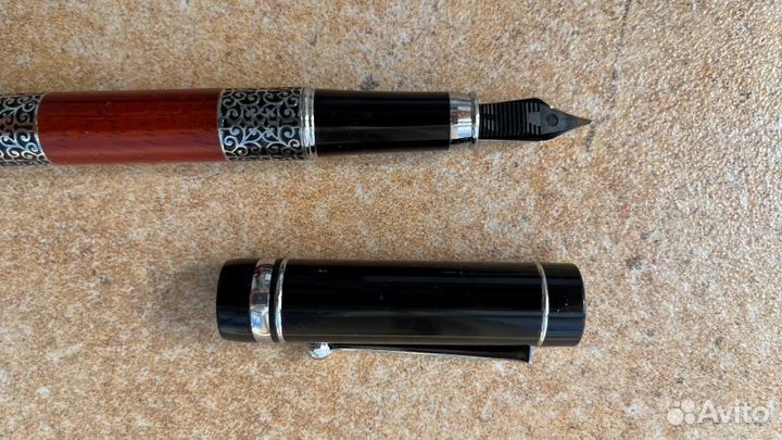 Перьевая ручка Эрмитаж