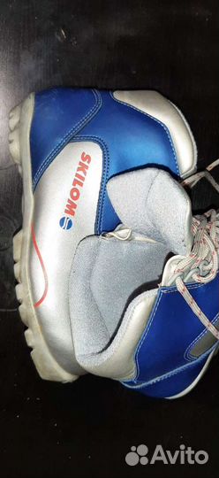 Лыжные ботинки