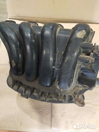 Впускной коллектор