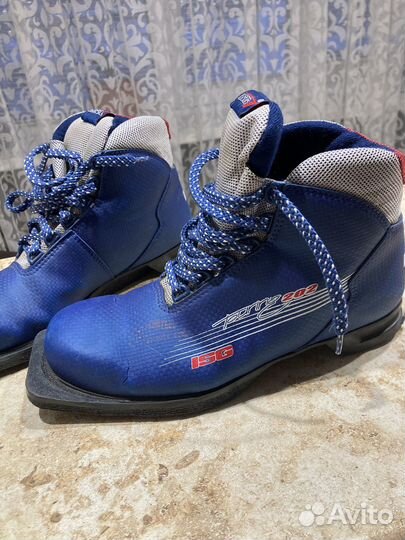 Лыжи беговые и ботинки