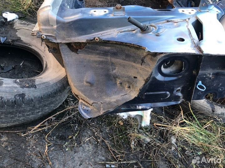 Крыло заднее правое Mitsubishi Pajero Sport K94