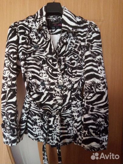 Плащ короткий зебра 44-46р