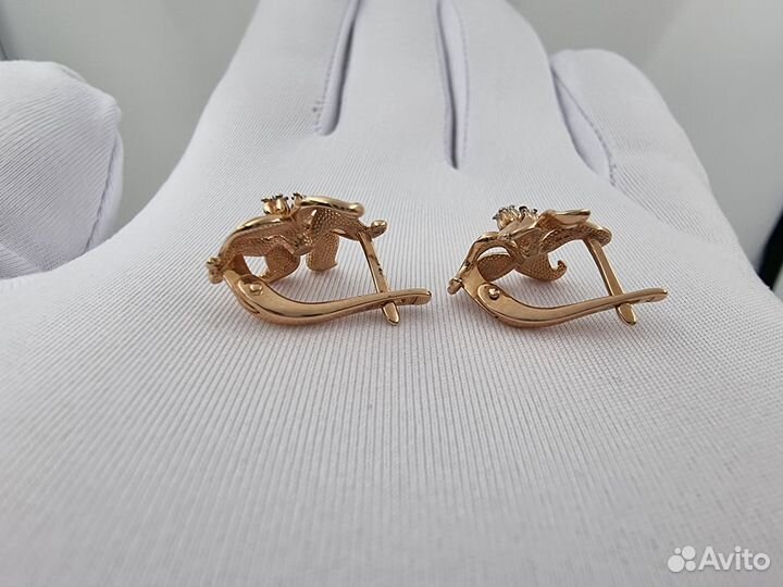 Золотые Серьги 585 пробы с бриллиантами. Рассрочка