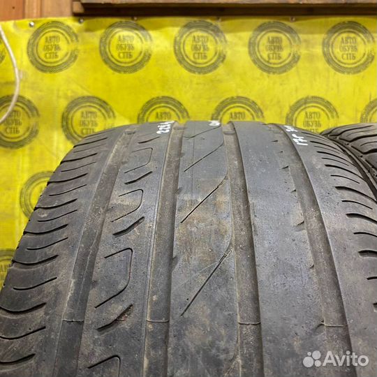 Comforser CF700 225/40 R18 92W