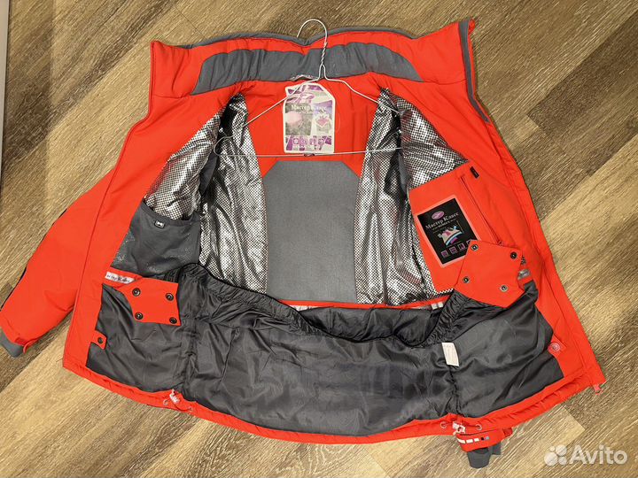 Горнолыжный костюм женский