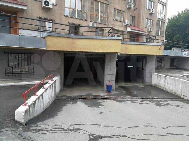 Машиноместо, 12 м²