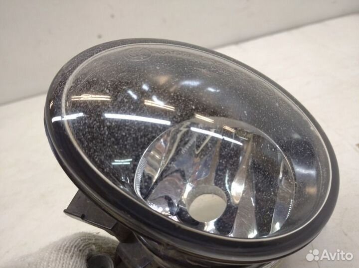 Фара противотуманная левая Volkswagen Touareg 2