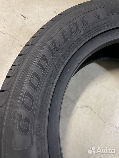 Goodride SU318 215/65 R17 99H