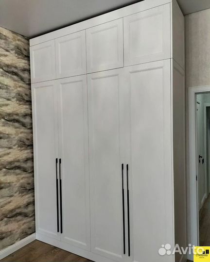 Стильный шкаф