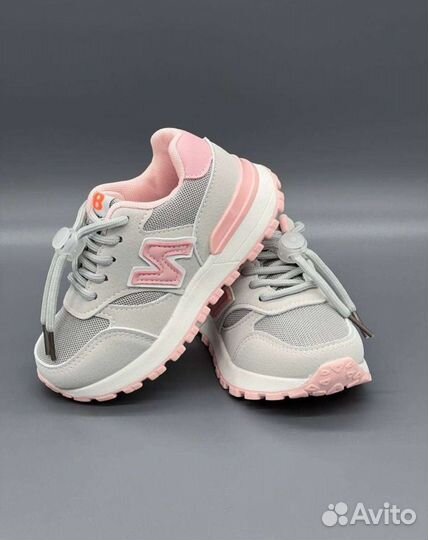 Кроссовки детские 28,29,31 размеры