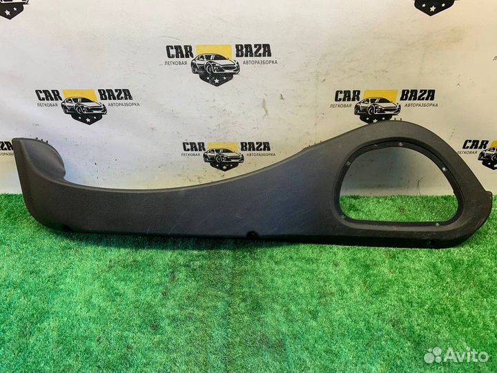 Бардачок дверной передний левый L Chevrolet Niva