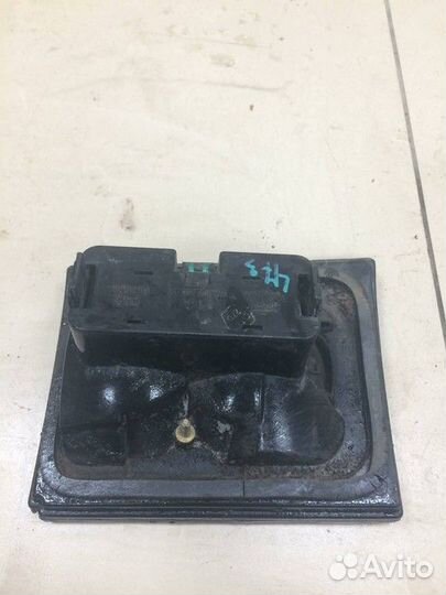 Фонарь наружный правый LADA 2110