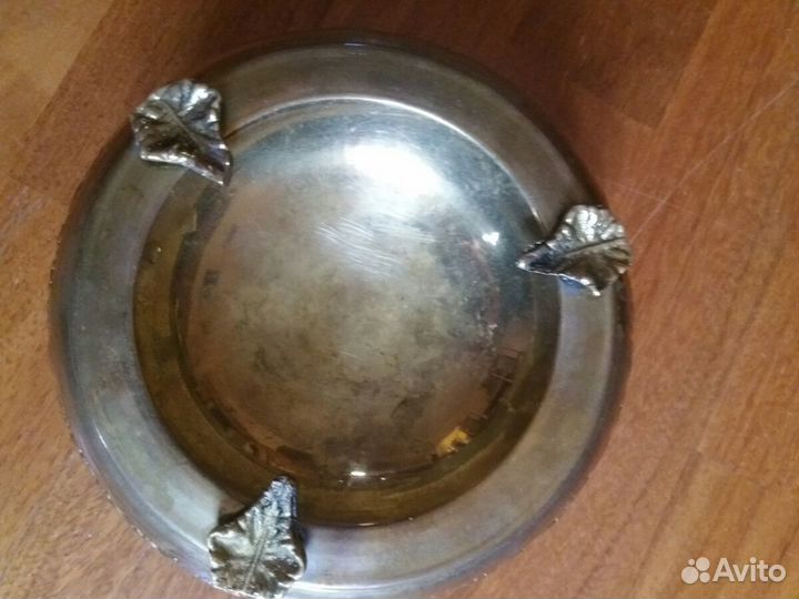 Ваза - пепельница,латунь,чеканка