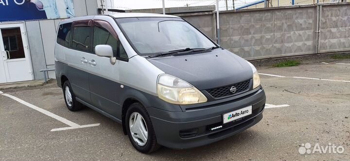 Nissan Serena 2.0 CVT, 2002, 300 000 км