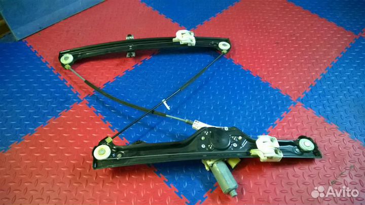 Стеклоподъемник передний левый BMW X5 E70