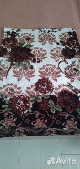 Пледы новые 1,5