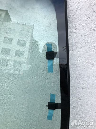 Лобовое стекло Mercedes w210