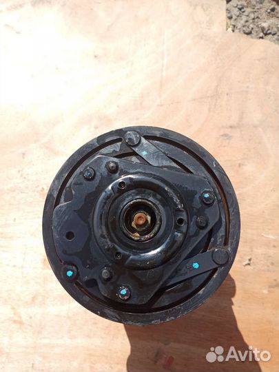 Компрессор кондиционера Chevrolet Cruze 1.6