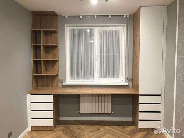 Столы для учебы под окно