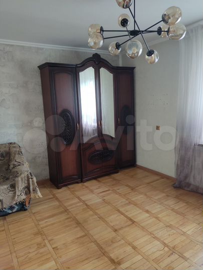 2-к. квартира, 40 м², 3/5 эт.