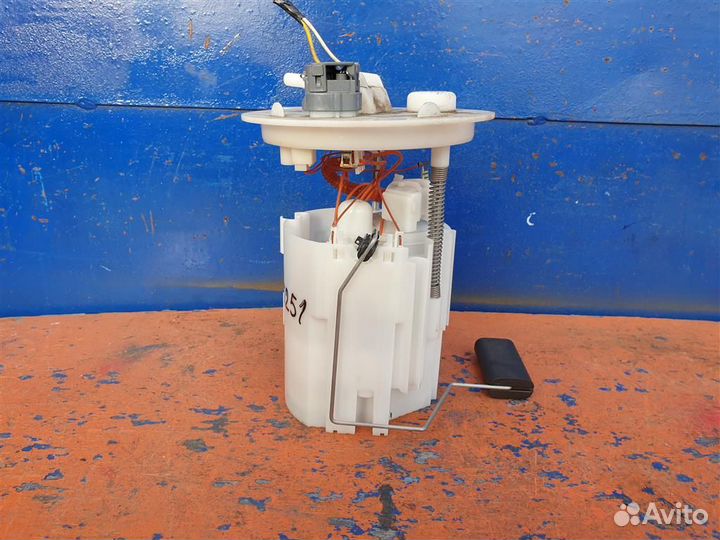 Бензонасос в сборе Ford Fiesta 6 USA 1,6 2012-2019