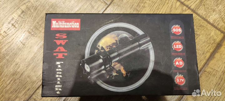 Фонарь светодиодный тактический