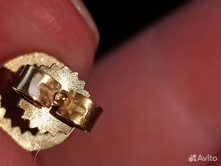 Золотые серьги с янтарем