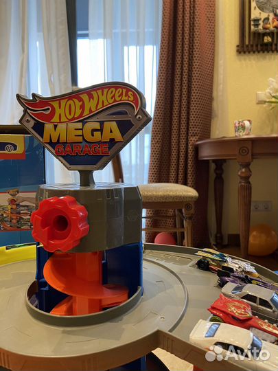 Hot Wheels Mega Garage