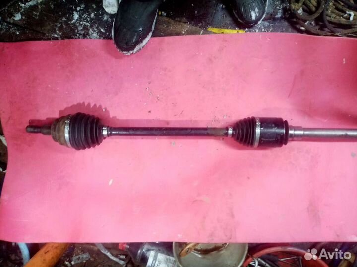 Полуось привод передний правый w164
