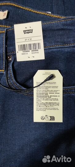 Джинсы Levi’s 724 High-Rise Slim Straight