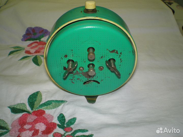 Часы - будильники СССР