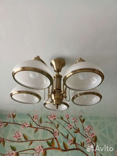 Люстра потолочная