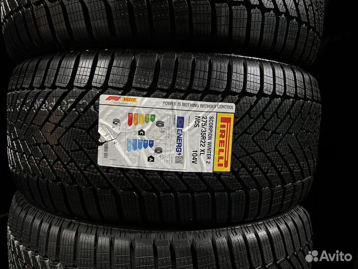 Pirelli Scorpion Winter 2 315/30 R22 и 275/35 R22 110V