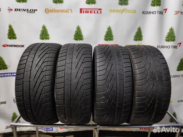 Pirelli Winter Sottozero 210 235/45 R17 94H